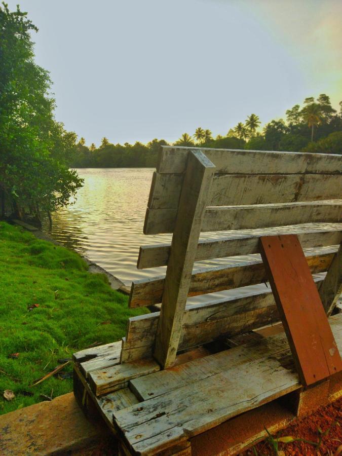 Kosi Giggles Resort Weligama Exteriör bild
