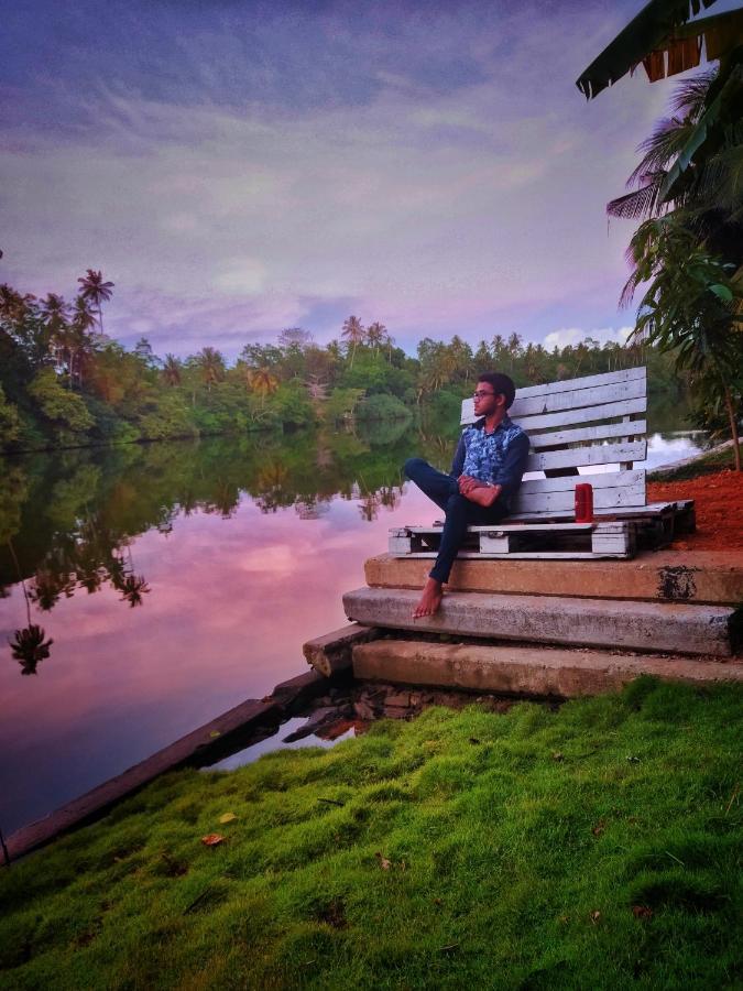 Kosi Giggles Resort Weligama Exteriör bild