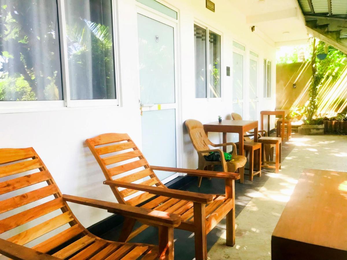 Kosi Giggles Resort Weligama Exteriör bild
