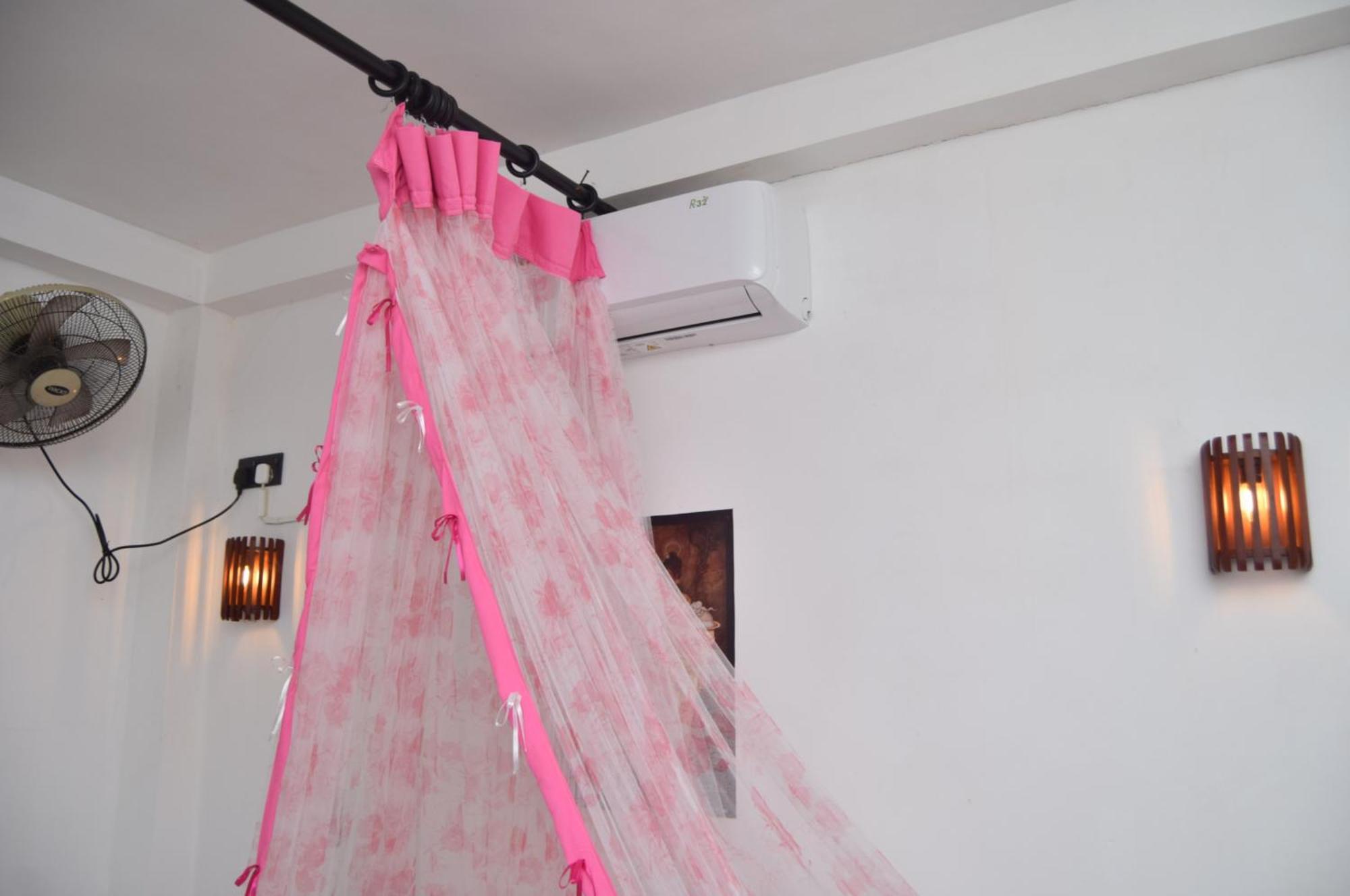 Kosi Giggles Resort Weligama Exteriör bild
