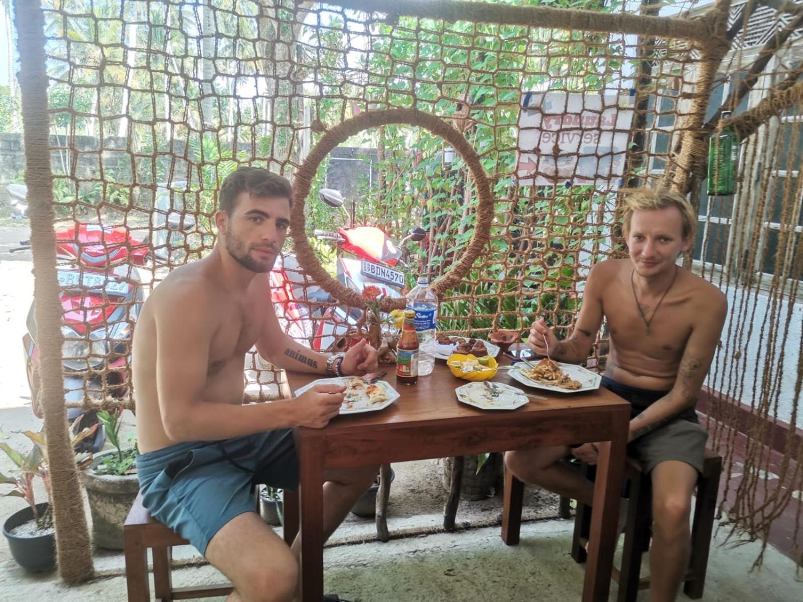 Kosi Giggles Resort Weligama Exteriör bild